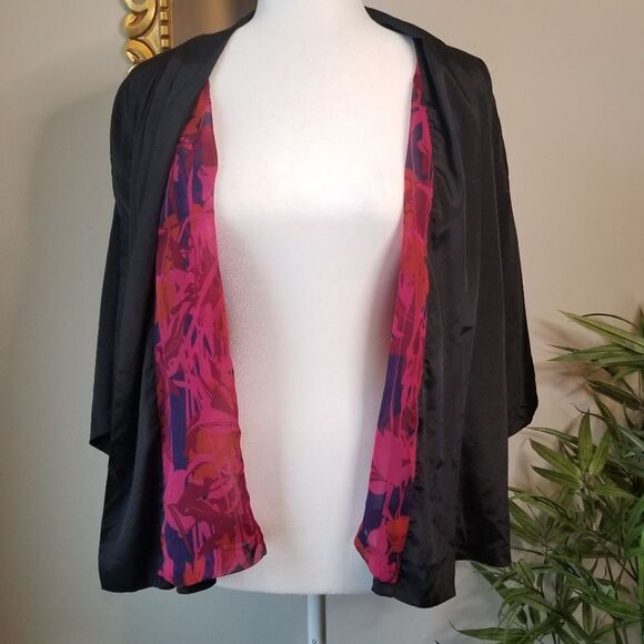 H&M Satin black/floral Kimono - Picture 2 of 8